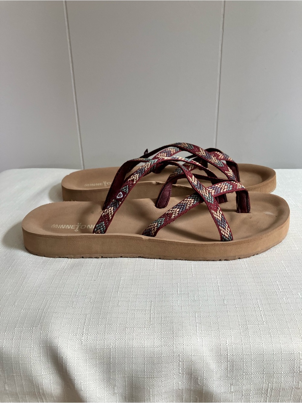 Minnetonka Maroon Braided Strappy Thong Sandals with Tan Footbed - Picture 2 of 5